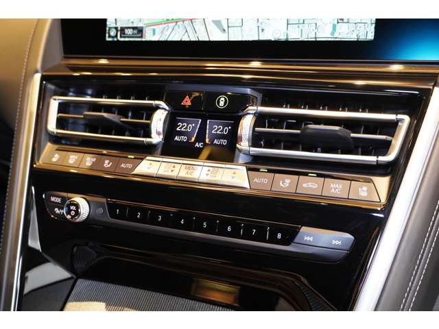 ＢＭＷ 8シリーズグランクーペ M850i xドライブ 4WD Bower&Willkinダイヤモンドサウンド 東京都の詳細画像 その15