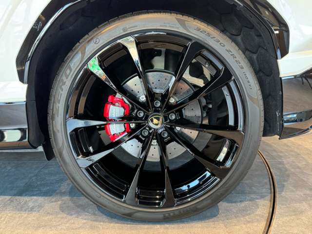 Lamborghini Urus, фото 27