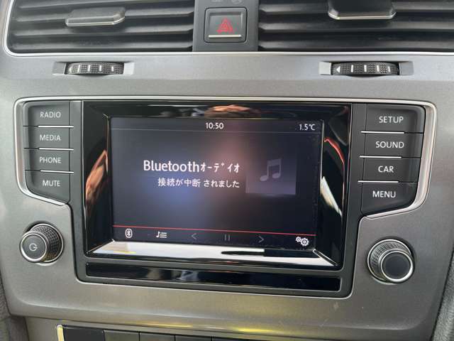 Bluetooth機能が付いておりますので、車内空間をより快適にすることが出来ます♪長距離のドライブで渋滞に巻き込まれた時でも退屈知らず♪好きな音楽をかけて気分が上がること間違いなしですね♪