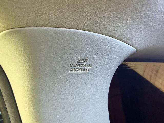 2010 Toyota Vellfire – thumbnail 44