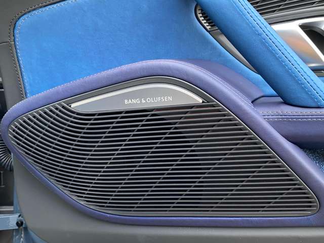 アウディ R8 V10 パフォーマンス 5.2 FSI クワトロ 4WD Alpilデモカー 藍染本革内装張替 マフラー 兵庫県の詳細画像 その19