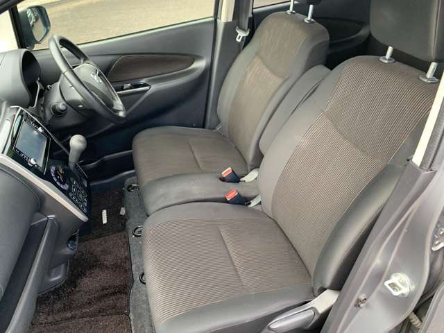 中古車は1点ものです★在庫の中で気に入ったお車がありましたら、お早めにお問い合わせください！！