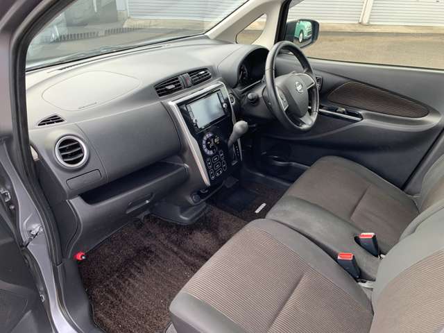 中古車は1点ものです★在庫の中で気に入ったお車がありましたら、お早めにお問い合わせください！！