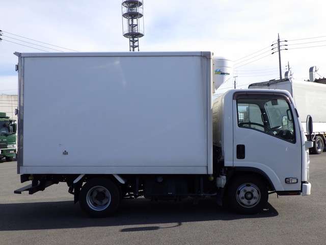 いすゞ エルフ 冷凍車 小型 標準 東プレ キーストン サイドドア 管理番号C37859 愛知県の詳細画像 その13