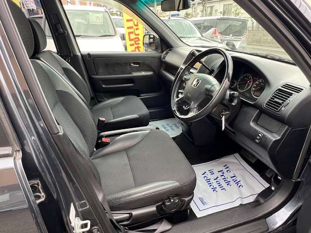 ホンダ CR-V 2.0 パフォーマ iL-S 4WD サンルーフ キセノン カスタム 東京都の詳細画像 その20