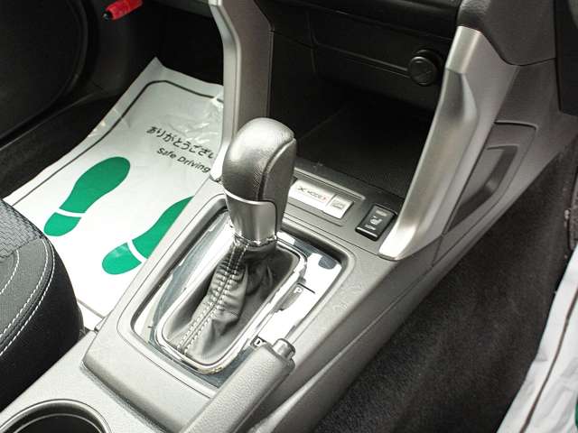 スバル フォレスター 2.0i-S アイサイト 4WD ナビTV パワーゲート シートヒーター 北海道の詳細画像 その14