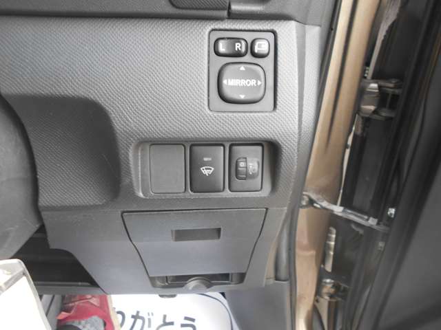 トヨタ ラクティス 1.5 X ウェルキャブ 助手席リフトアップシート車 Aタイプ 4WD  北海道の詳細画像 その14