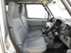 運転席・助手席共にシートヒーター完備。暖房を控えてシートヒーターを使用することで駆動用電力の節約に