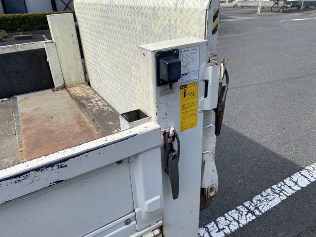 トヨタ ダイナ 2.5ディーゼル フルジャストロー パワーゲート600kg AT車 栃木県の詳細画像 その8