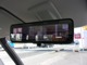 「インテリジェントルームミラー」　車輛後方のカメラ映像をミラー面に映し出して、いつでもクリアーな後方視界を確保します。通常ミラーにも簡単に切り変えができます。
