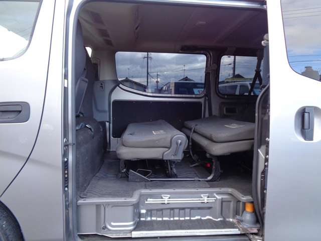 日産 NV350キャラバン 2.5 DX ロングボディ ディーゼルターボ AT PS PW エアB キーレス 岡山県の詳細画像 その19