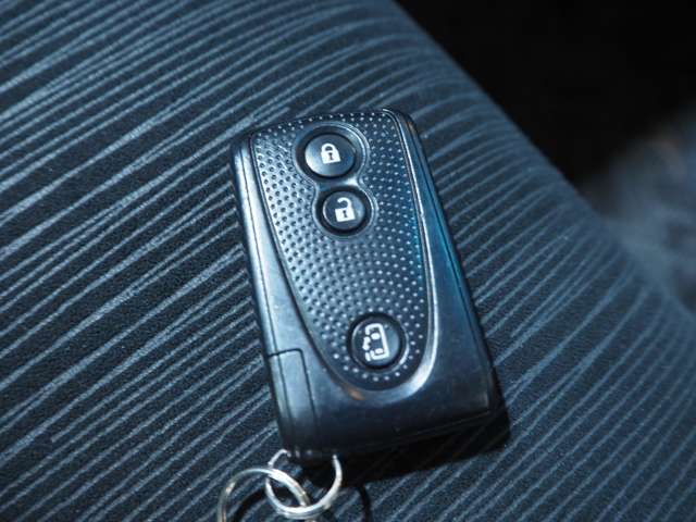 2011 Daihatsu Tanto – thumbnail 37