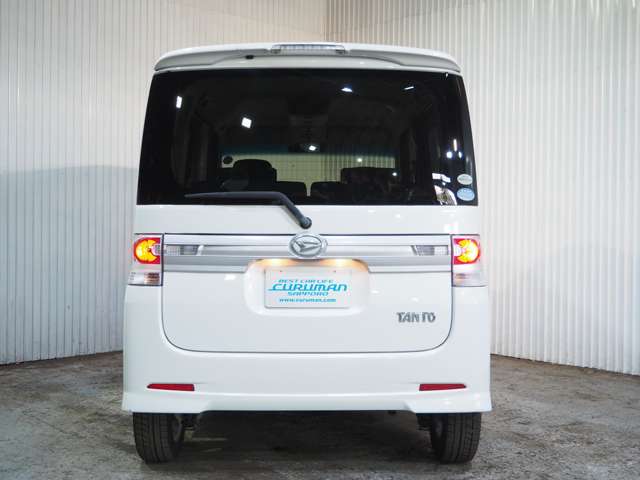 2011 Daihatsu Tanto – thumbnail 52
