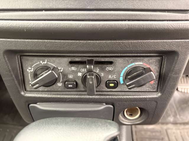2002 Mitsubishi Pajero Mini – thumbnail 44