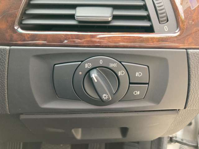 2005 BMW 3 Series – thumbnail 42