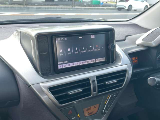 2009 Toyota iQ – thumbnail 26