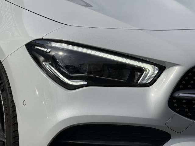 独自ルートにより、国産車・輸入車各ブランドのお車を高価下取をさせて頂きます。高年式車、低走行車、大切に扱っていたお車など、最大限努力させて頂きます！まずはご相談下さいませ。