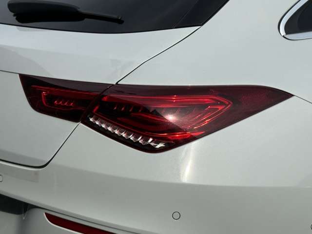 独自ルートにより、国産車・輸入車各ブランドのお車を高価下取をさせて頂きます。高年式車、低走行車、大切に扱っていたお車など、最大限努力させて頂きます！まずはご相談下さいませ。
