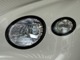 ヘッドライトやテールライトにはクリスタルカットガラスの様なデザインが施されており、とても美しい仕様となっております。