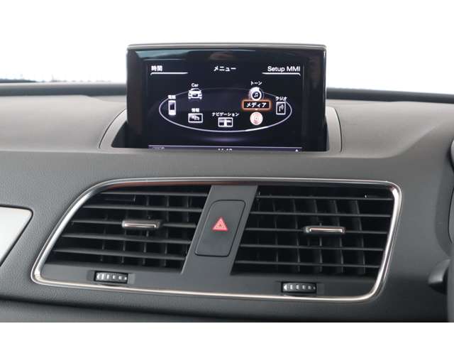 バックセンサー・バックカメラ・地ナビ・オートライト・ルーフレール・パワーシート・シートカバー・BOSEスピーカー・スマートキー・CD・Bluetooth・R18AW・アイドリングストップ