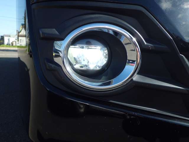 トヨタ ヴェルファイア ハイブリッド 2.5 V E-Four 4WD ワンオーナー LEDヘッドライト 北海道の詳細画像 その14