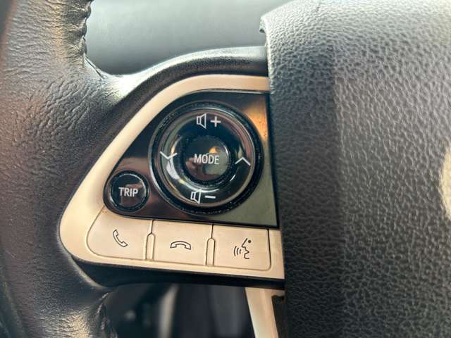 トヨタ プリウス 1.8 S ツーリングセレクション Bluetooth レザーシート シートヒーター 広島県の詳細画像 その8
