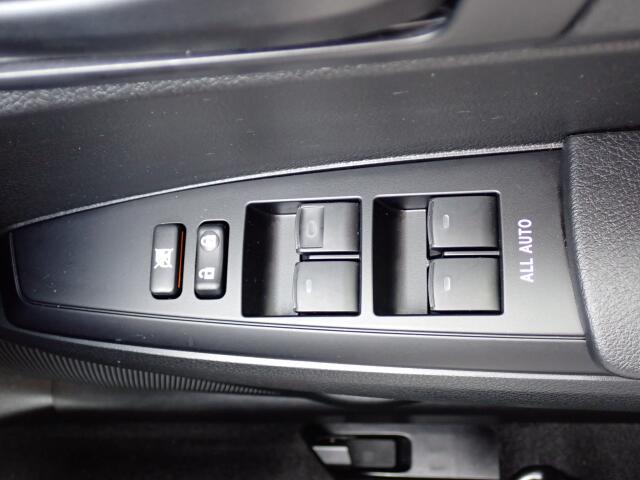 トヨタ カローラフィールダー 1.5 EX 4WD メモリーナビ・バックカメラ・キーレス 福岡県の詳細画像 その9