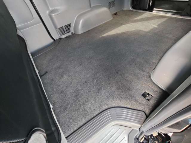 2009 Toyota Hiace – thumbnail 44