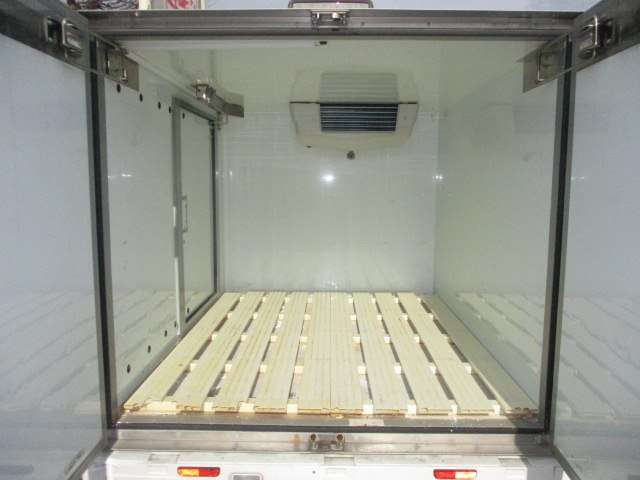 スズキ キャリイ 660 冷凍車 1WAY 冷蔵冷凍車-5℃表示 埼玉県の詳細画像 その3
