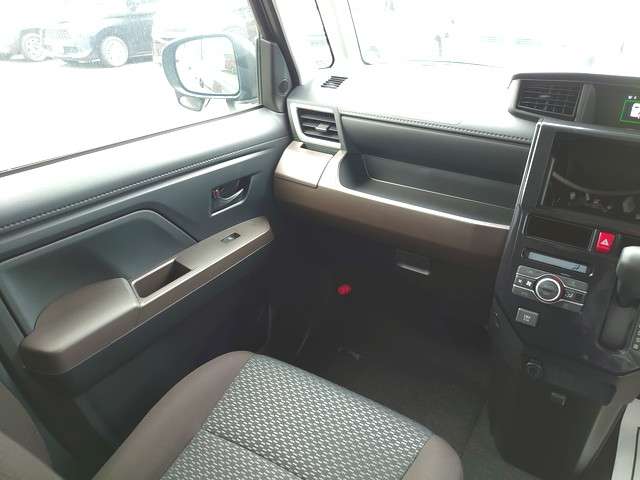 トヨタ ルーミー 1.0 G 4WD 登録済未使用車/両側自動スライドドア 福井県の詳細画像 その12