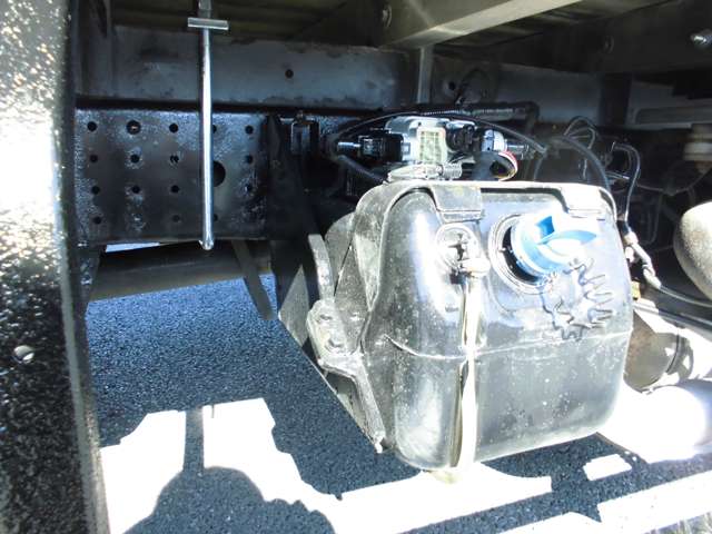 三菱ふそう キャンター 3.0 ロング 全低床 ディーゼルターボ 4WD  群馬県の詳細画像 その17