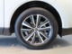 純正のアルミホイール装着車です。タイヤサイズは２２５/６０R１８です。