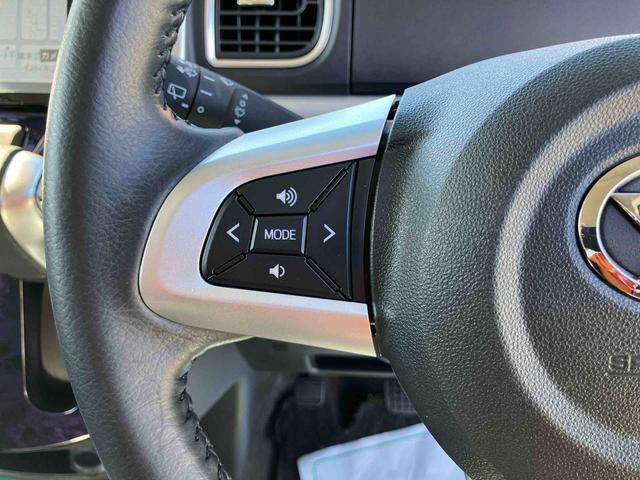 ハンドルから手を離さず純正ナビのオーディオ操作が行える”ステアリングスイッチ”・駐車時に安心の”バックモニター”・後部座席でも快適に音楽が聞こえる”リヤスピーカー”がセットで装着されます♪