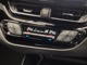左右独立温度コントロールフルオートエアコンです。運転席、助手席それぞれで独立して温度設定ができます。冷え性の方が乗っても安心ですね♪