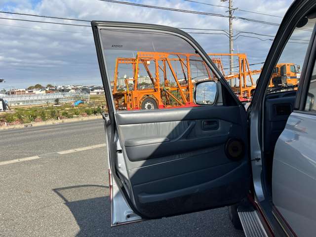トヨタ ランドクルーザー80 4.5 VXリミテッド 4WD サンルーフ ヒッチメンバー 愛知県の詳細画像 その19