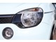 ヘッドライトはハロゲンヘッドライトになります。HIDやLEDのバルブも販売しておりますので納車時に交換も可能です！