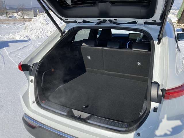 トヨタ ハリアー 2.5 ハイブリッド E-Four Z レザーパッケージ 4WD サンルーフ ETC スターター 登録済未使用車 北海道の詳細画像 その12