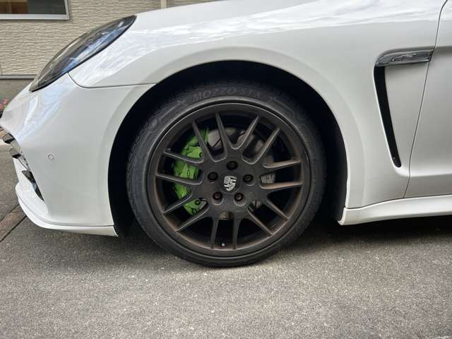 2011 Porsche Panamera – thumbnail 8