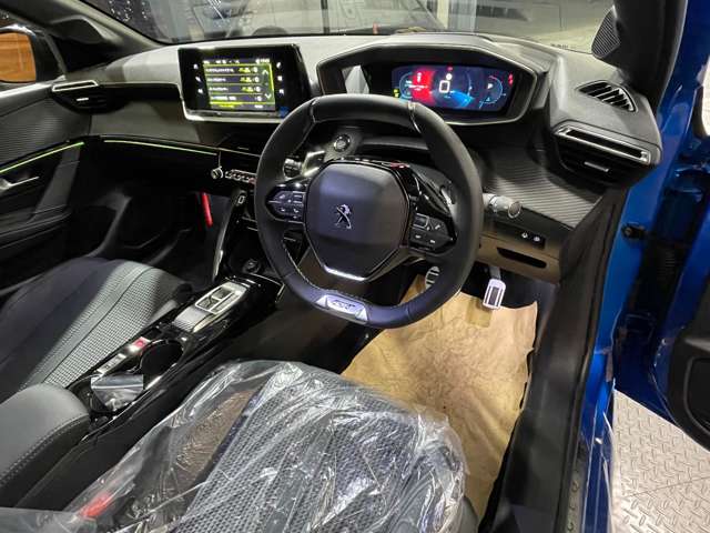 プジョー 208 GT 当社デモカー 新車保証継承 カープレイ 静岡県の詳細画像 その15