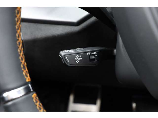 ランボルギーニ ウルス 4.0 4WD グラファイトカプセル 正規D車 22モデル 東京都の詳細画像 その18