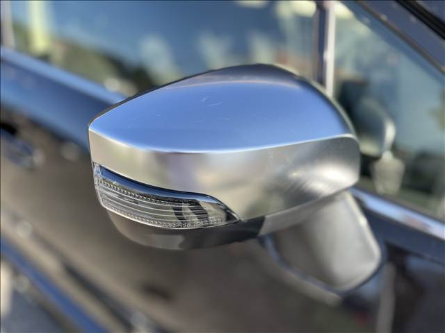 全車法定点検をさせて頂きます。もちろん消耗品の点検（必要に応じて交換）もさせて頂きます。当店の工場は認証工場です。当店の優秀なサービススタッフが整備しますので、安心してお任せください！！