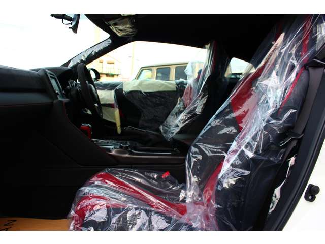 日産 GT-R 3.8 NISMO スペシャル エディション 4WD 登録済未使用車 チタン合金製マフラー 愛知県の詳細画像 その16