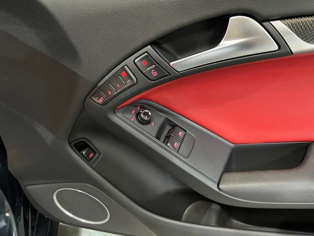 アウディ S5 4.2 FSI クワトロ 4WD 赤革 新品車高調 RSグリル仕様 北海道の詳細画像 その19