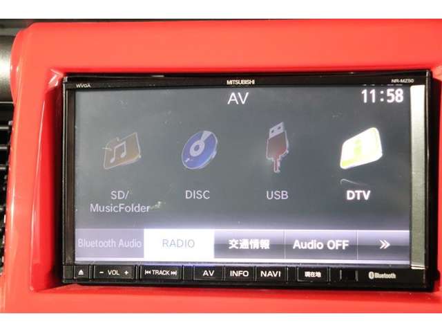 CD・DVD・SDオーディオ・Bluetoothオーディオ再生可能。SDカードへの音楽録音も可能。