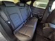 後部座席も余裕のある空間を確保しております。エボニ―カラーのシートが映えるコリスグレーメタリックがボディカラーとして採用されております。