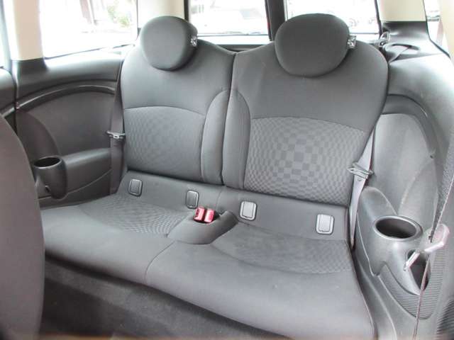 2011 MINI MINI Clubman – thumbnail 21