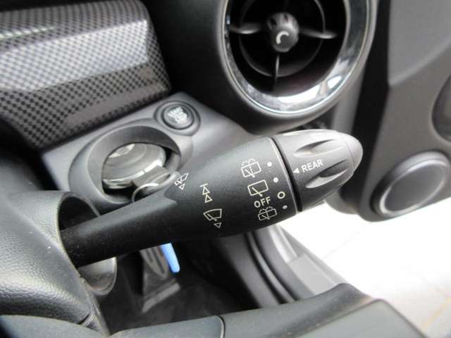 2011 MINI MINI Clubman – thumbnail 32