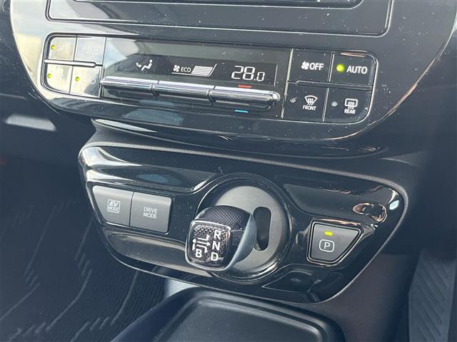 ◆オートエアコン【車内温度を感知して自動で温度調整をしてくれるので快適な車内空間を創り上げます♪ 】