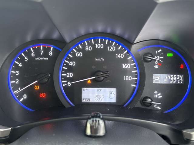 2011 Nissan Elgrand – thumbnail 41