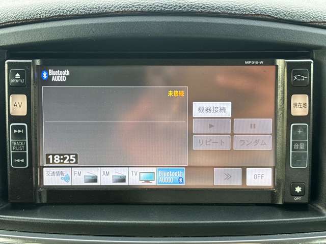 2011 Nissan Elgrand – thumbnail 49